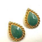 Green gold tone teardrop post earrings Photo 5