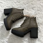 Seven7  FOOTWEAR Women’s Flatiron  Ankle Boot in olive size 7 NWOB Photo 6