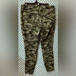 Old Navy  Rockstar women’s Camouflage Pants size 14 Photo 5
