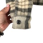 Ashley Gray Plaid Collared Button Front Cropped Shacket Women Sz L Size L Photo 4
