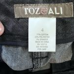 Roz & Ali Pants Women's Size 4 Blue Cropped Slim Leg Stretch Gold Studs NWOT Photo 6