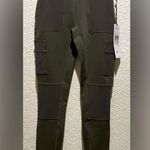 Alo Yoga NWT High Waisted Cargo Legging Dark Olive Green Size XXS Photo 4