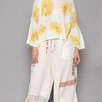POL Light Beige Sunflower Knit Bohemian Oversize Top Medium NWOT Photo 1