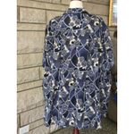 Maggie Barnes Maggie‎ Barnes Women's Size 32W Blue Floral Print Short Sleeve Button Down Shirt Photo 4
