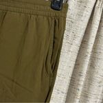 Madewell Women’s Track Trousers Photo 1