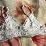 Wildfire MD white lace stretch cropped bralette Size M Photo 2