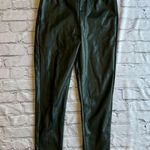 Alya Faux Leather Pants Dark Green Medium Francesca’s
Like new never worn Photo 1