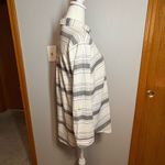 Matilda Jane  textured gray white‎ striped button down shirt size S Photo 2