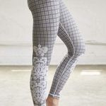 DYI PRINTED SIGNATURE TIGHT LACE PLAID LEGGINGS L Photo 1