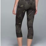 Lululemon Wunder Under Crop II Camo Size 4 Womens Photo 7