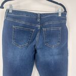 Universal Threads Universal Thread Women's Mid-Rise Jegging Jeans Blue Denim Medium Wash Size 6/28 Photo 6