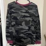 Kensie  Women’s Black Gray Camo Sweatshirt Sz L Soft Fleece Photo 5