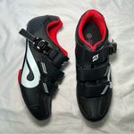 Peloton Black & White Unisex Cycling Bike Cleat Shoes women’s shoe size 9 mens 7 Photo 1