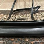 Vera Bradley EUC.  ZigZag patterned tote Photo 1