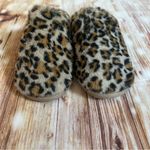 Francesca's Francesca’s indigo rd. Tekle Leopard Print Faux Fur Scuff Slippers Size 8 Photo 2