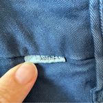 MOTHER Women’s Shaker Prep Fray Pant in Navy and Silver Size 30 Blue Photo 5