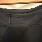 Lululemon Women’s Cropped Leggings Black Size 6 Lots Of Pockets! Photo 1