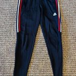 Adidas joggers Photo 0