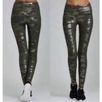 Noli NWOT  Yoga GI Jane green shimmer Camo leggings, XS Photo 1