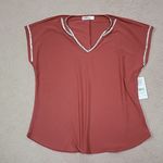 89th & Madison Top Red Size L Photo 0