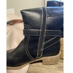 st. john's bay New Women’s Black Memory Foam Douglas Black Heel Boots Size 6.5 Photo 1