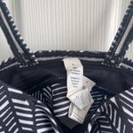 Lululemon Straight Up Bra Banana Leaf White Black Photo 4