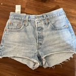 Levi’s 501 Shorts Photo 0