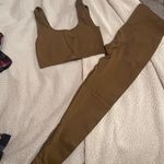 Set Active Box Cut Bra And Leggings Photo 0