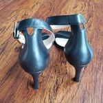 Stuart Weitzman  Black Chic Edgy Feminine Leather Buckle Kitten Heels Size 9 Photo 5