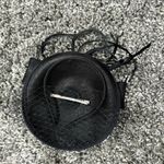Fascinator Headband Hat in Black​​​ Black Photo 1