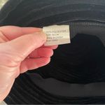 Vintage Y2K ribbed black velvet cloche hat (hat box not included) goth sallycore Photo 3