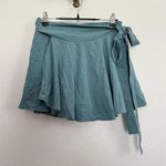 Halara NWT  Breezeful High Waisted Side Tie 2-in-1 Flowy Mini Flare Skirt Small Photo 1