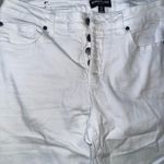 Kenneth Cole NY Jeans White Size US6 button front, 5 pocket Photo 2