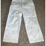 Rafaella  Women's White with‎ embroidered flowers capris size 4 Photo 2