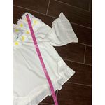 Judith March  oversized low shoulder daisy top sz small Photo 7