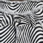 SheIn Swirly Raw Hem Jeans Photo 2