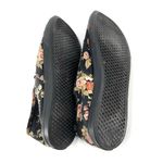 Vans  Black Low Top Rose Pattern Lace Up Sneakers Photo 4