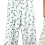 English Factory  Floral Wide Leg White CROP JEANS Size MEDIUM Photo 0