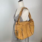 B. Makowsky Tan East West Sadie Pocket Shopper Caramel Leather Shoulder Bag NWT Tan Size XL Photo 1
