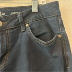 Style & Co ⭐️ dark wash curvy boot leg jeans size 6 short Photo 12