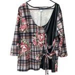 Venus size 3X scoop neck 3/4 length sleeves great details. Photo 1