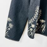 Icelandic 100% wool beautiful cardigan sweater with embroidery designs Black Size L Photo 8