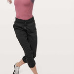 Lululemon - Dance Studio Crop 25" Black Athletic Gym Yoga Hip Hop Break Dancer Photo 0