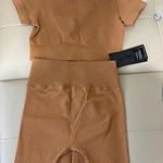 Bo+Tee  Ribbed Cycling Biker Shorts And Crop Top  Photo 1