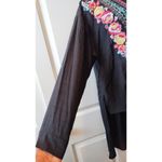 Andrée NWT Andree Women Black long sleeve floral embroidered Blouse size L low high Photo 4