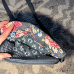 Vera Bradley  Pretty Posies Turnabout Flap Crossbody Messenger Bag Adjustable ⭐️ Photo 3