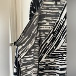 BCBGMAXAZRIA  Womens Adele 3/4 Sleeve Wrap Dress Black White Sz (LP) Peti… Photo 5