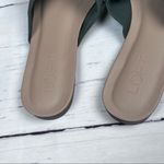Loft  Women's Green Bow Style Sandals Sz 7 Photo 3