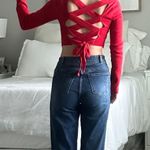 Le lis Red Cropped Long Sleeve Photo 1