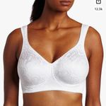 Playtex Women's 18-Hour Ultimate Lift Wireless Full-Coverag Photo 0
